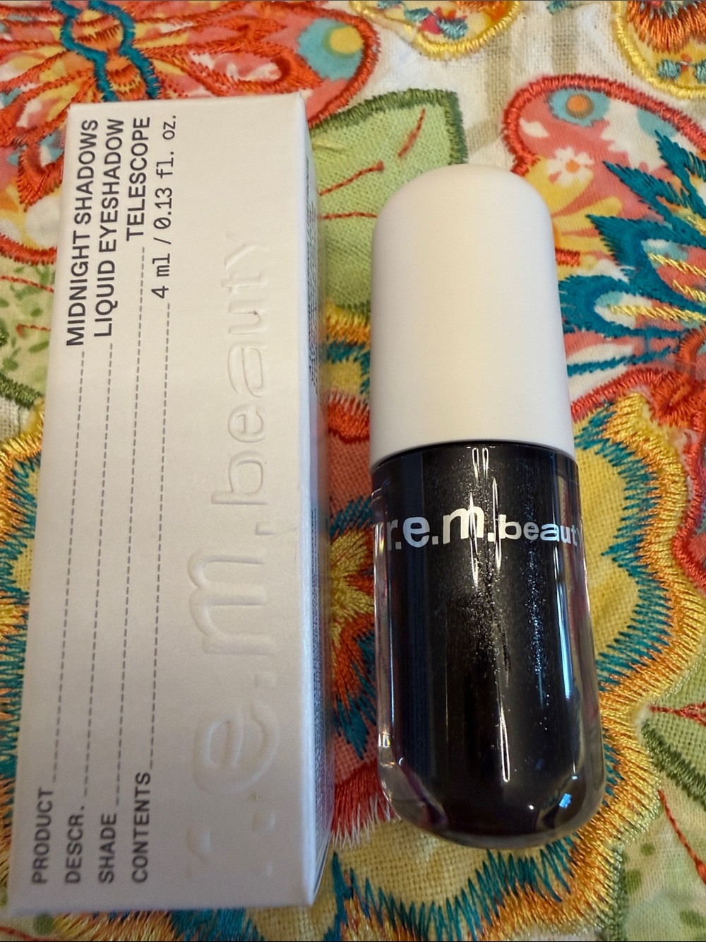 e.l.f. Beauty Midnight Shadows Liquid Eyeshadow - Black